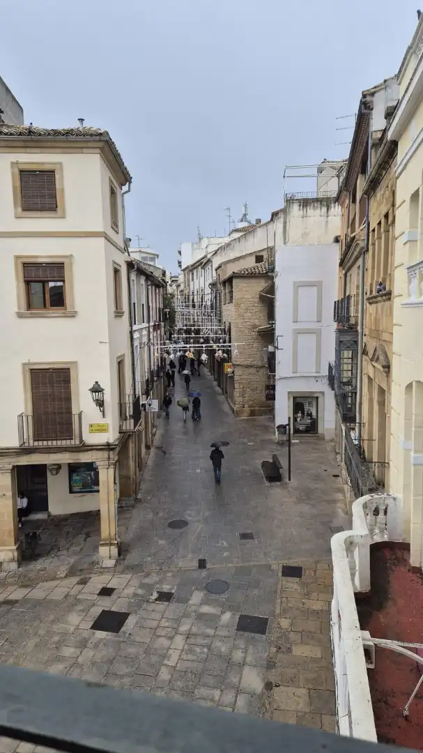 Vista exterior de Piso de alquiler en Úbeda con Aire acondicionado, Calefacción y Amueblado