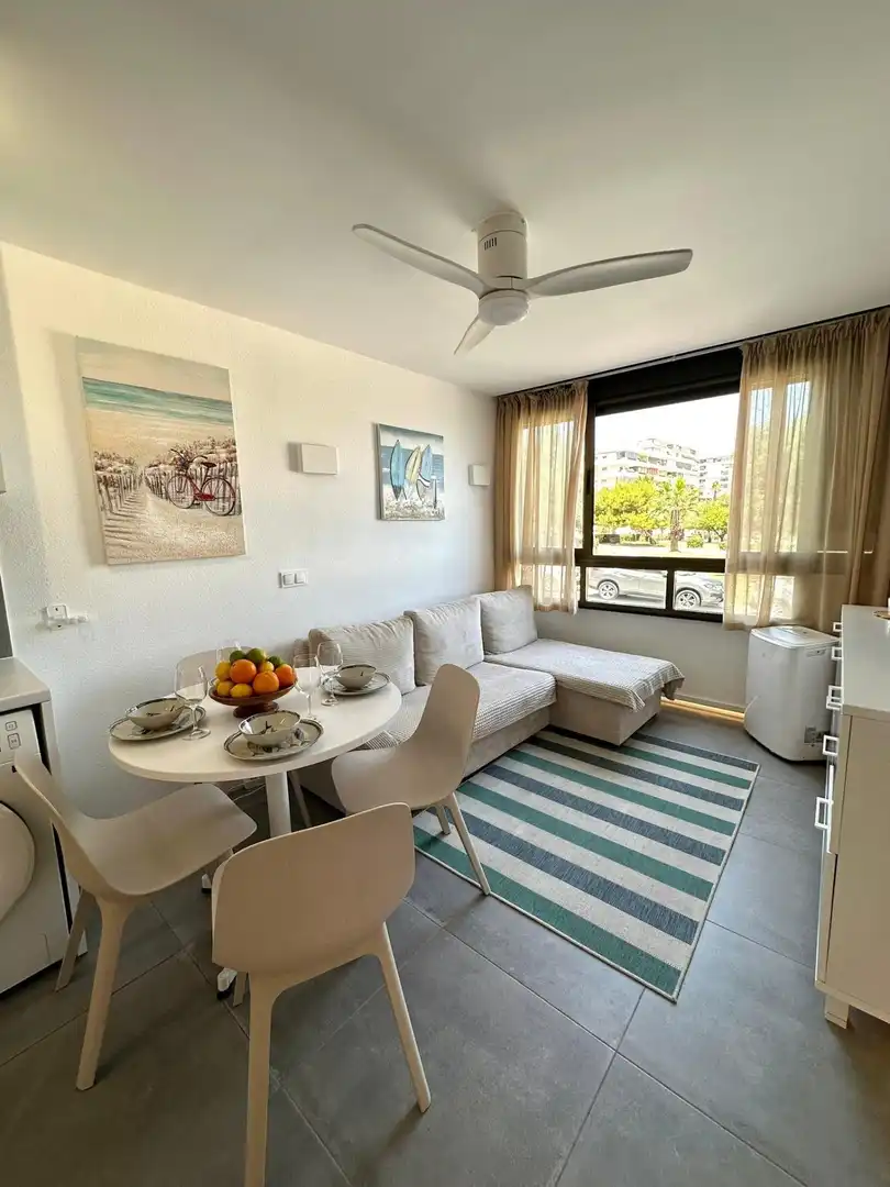 Sala d'estar de Apartament en venda en Playa de los Locos