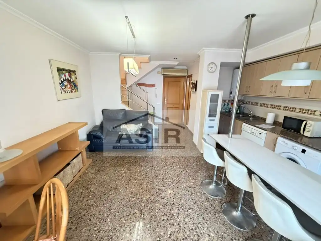 Living room of Study for sale in Alzira  with Air Conditioner