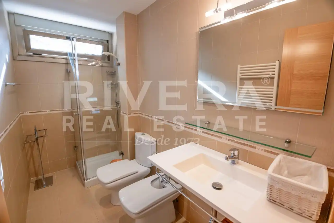 Bathroom of Detached homes for sale in Sanxenxo  with Heating, Private garden and Terrace