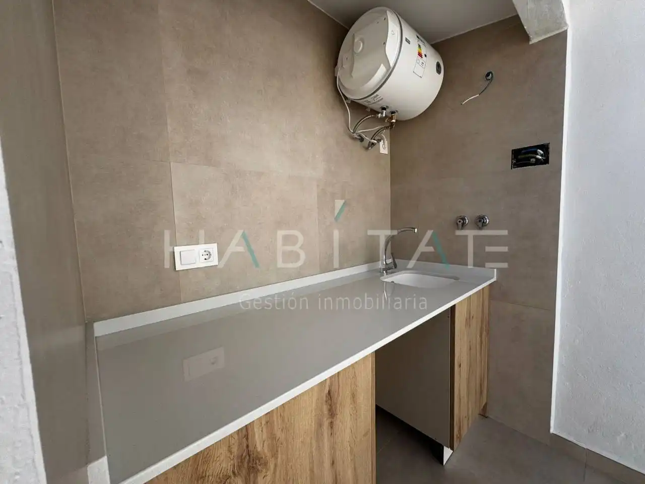 Bany de Apartament en venda en Pilar de la Horadada amb Terrassa