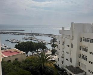 Exterior view of Apartment to rent in Estepona  with Terrace, Swimming Pool and Furnished