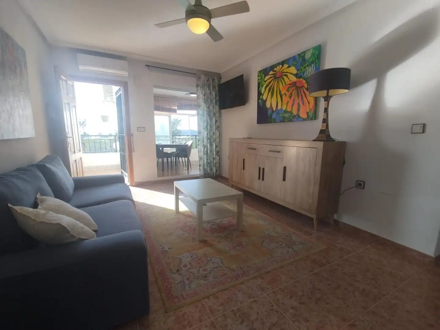 Sala d'estar de Casa o xalet en venda en Orihuela amb Aire condicionat, Calefacció i Jardí privat