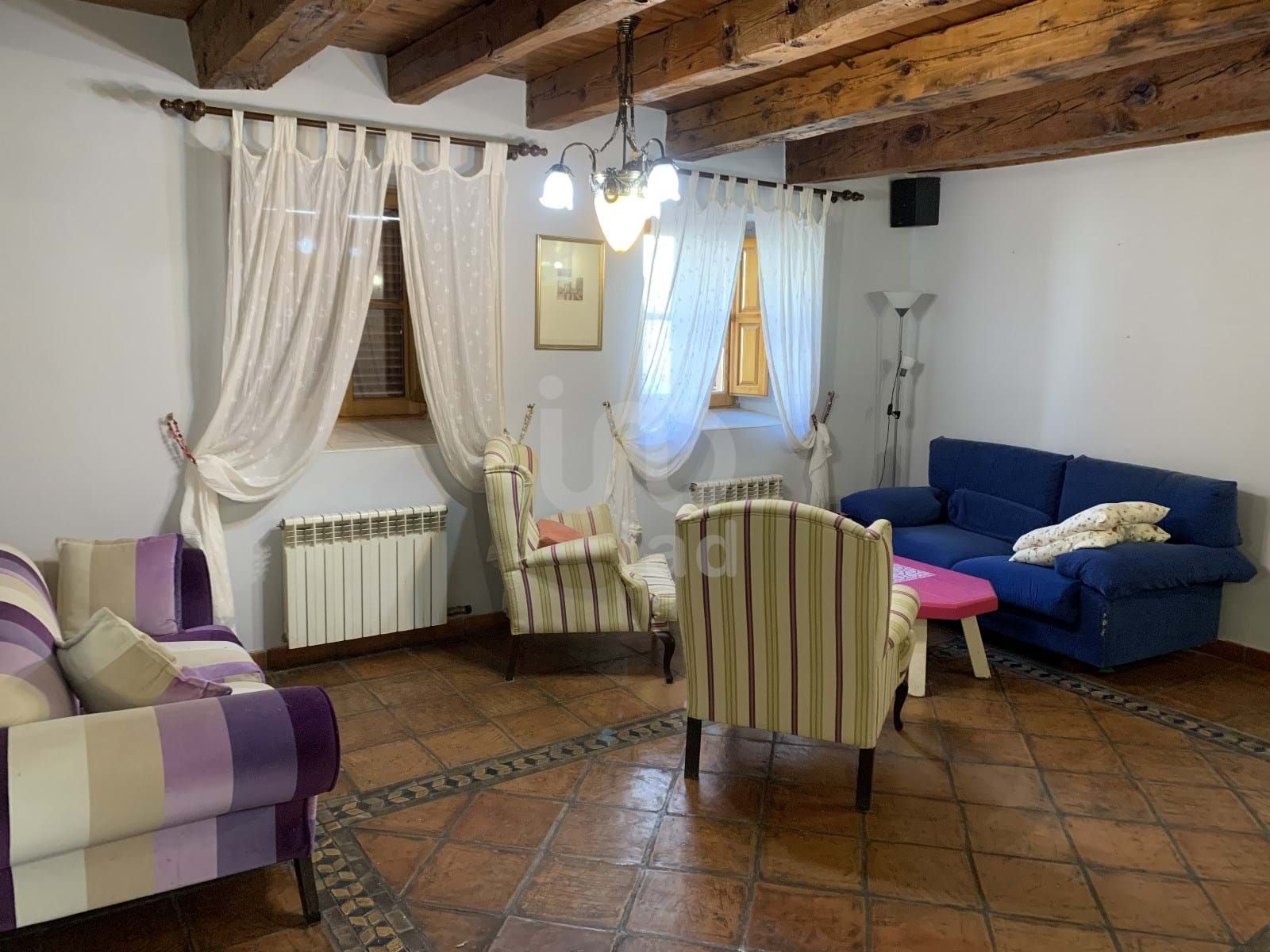 Sala d'estar de Casa o xalet en venda en Velliza amb Calefacció i Terrassa