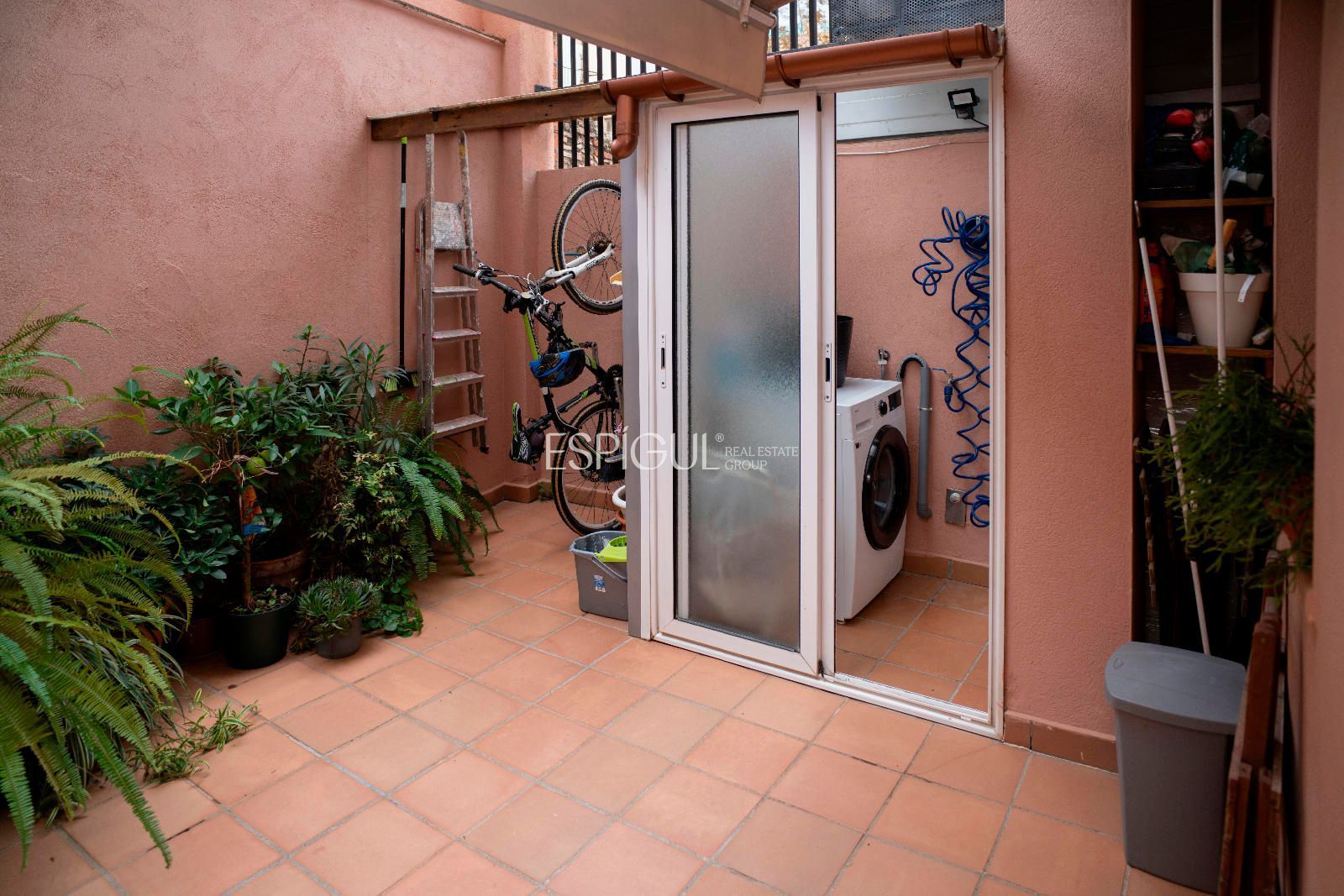 Balcony of Flat for sale in Salt  with Air Conditioner, Heating and Terrace