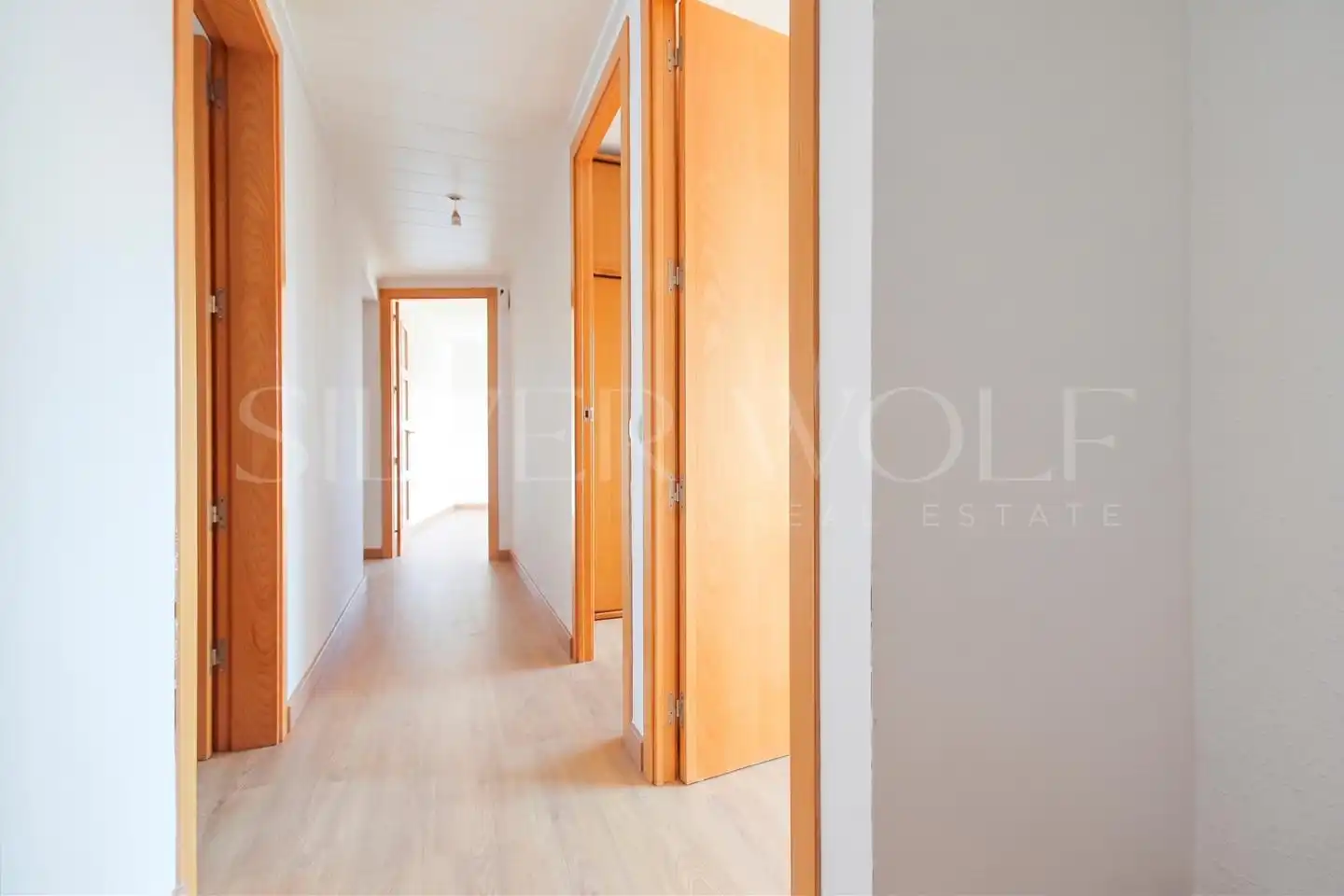Dachboden zum Verkauf in Vilanova i la Geltrú mit Parkett, Balkon und Alarm