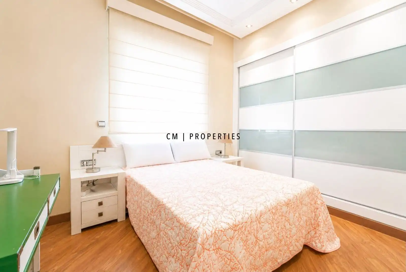 Habitación de Piso de alquiler en Valencia con Aire acondicionado, Calefacción y Parquet