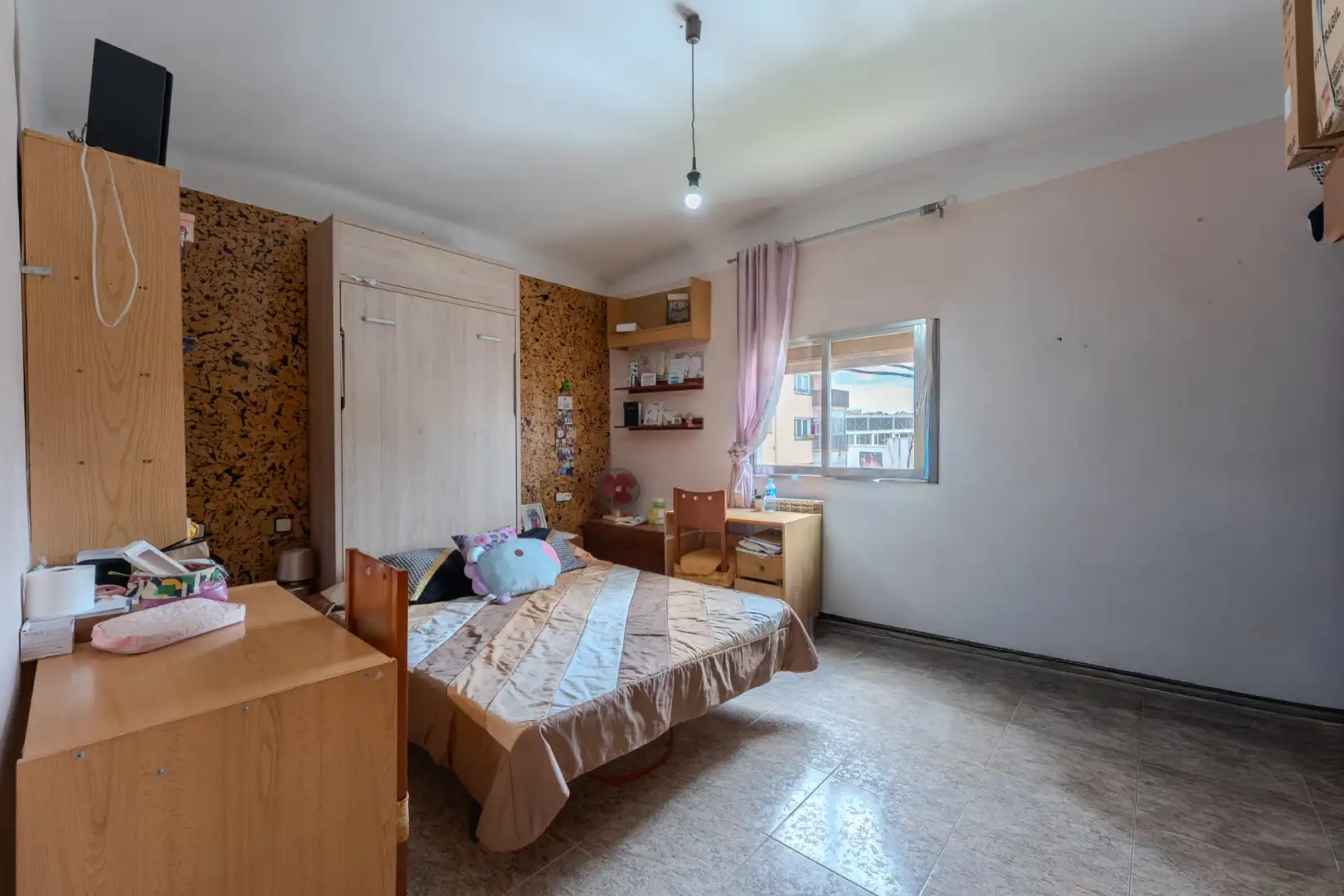 Habitación de Piso en venta en Girona con Amueblado