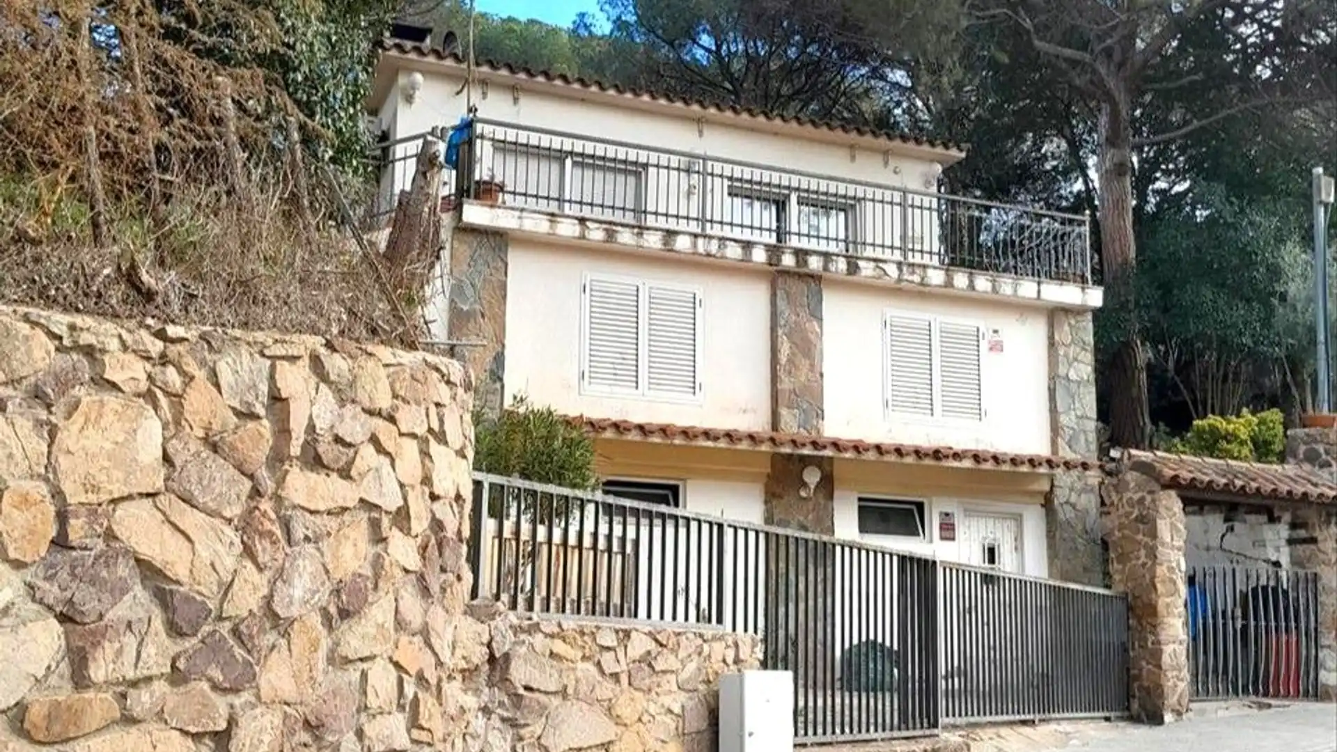 Vista exterior de Casa adosada en venda en Lliçà de Vall