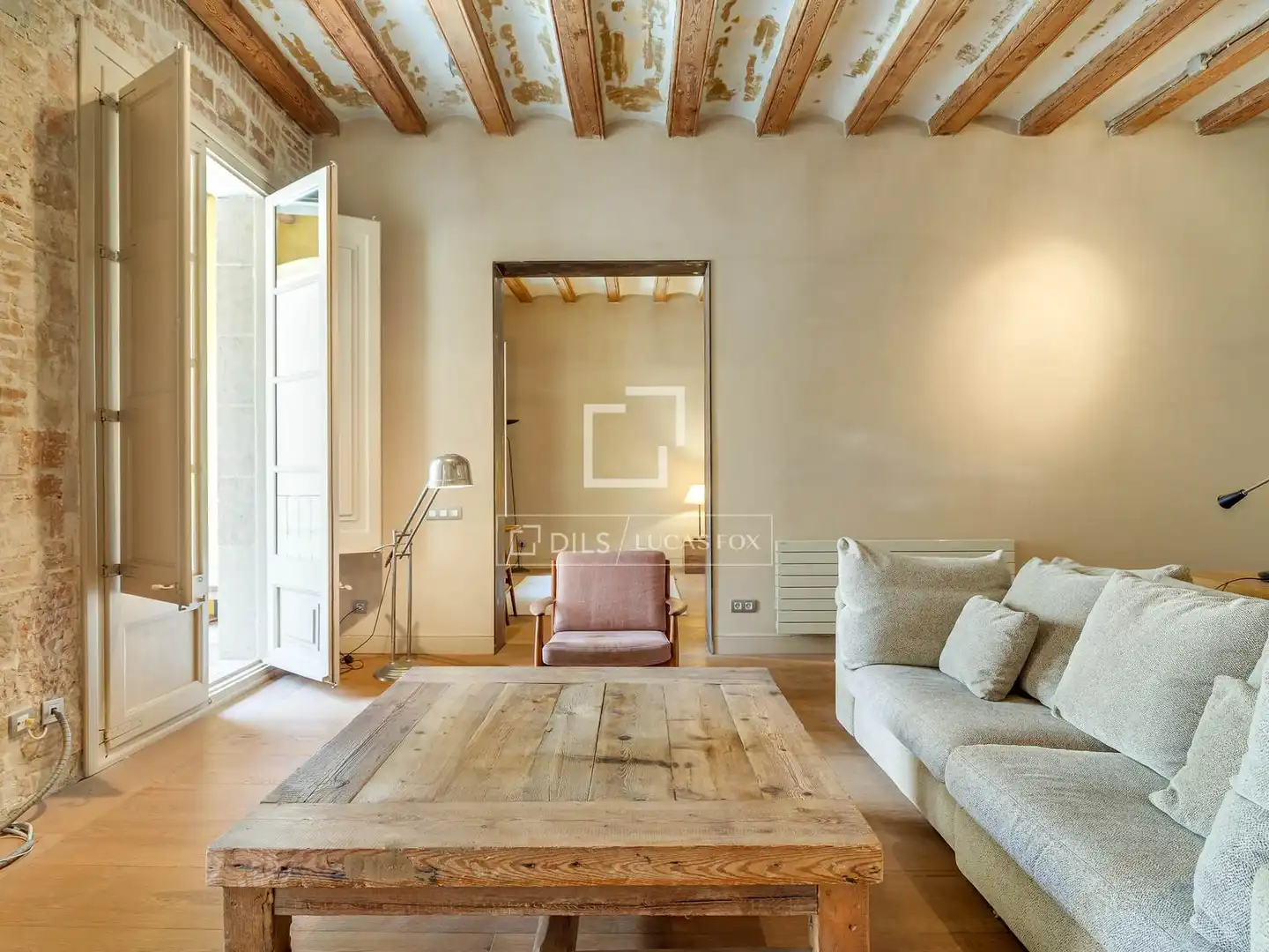 Sala de estar de Piso en venta en Barcelona con Aire acondicionado, Terraza y Amueblado