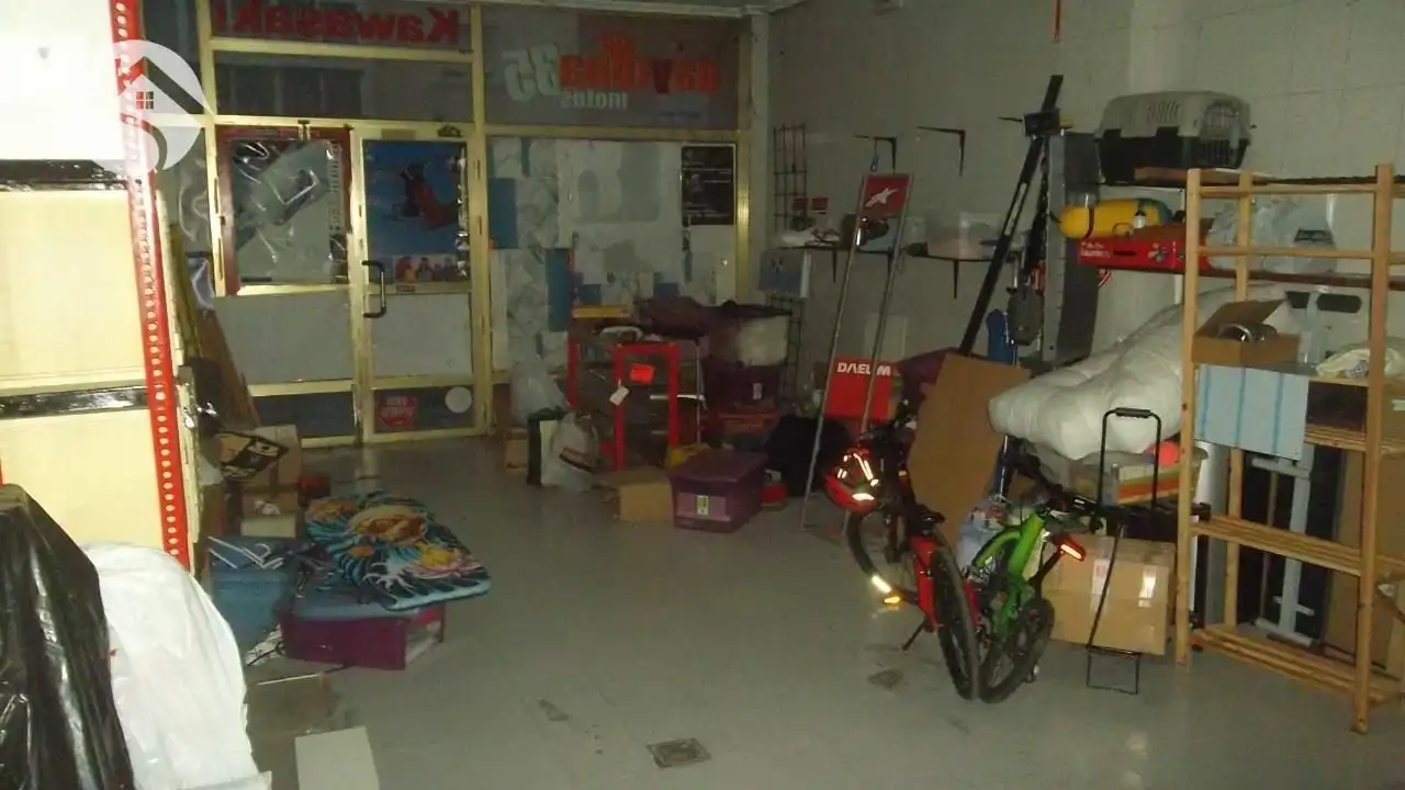Local comercial en venda a Centro, imagen 2