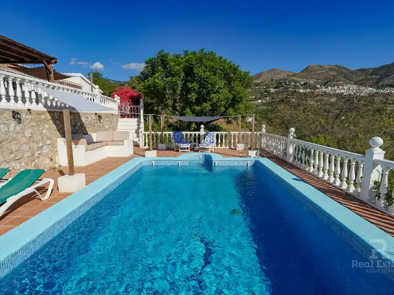Piscina de Casa o chalet en venta en Cómpeta con Aire acondicionado, Jardín privado y Trastero