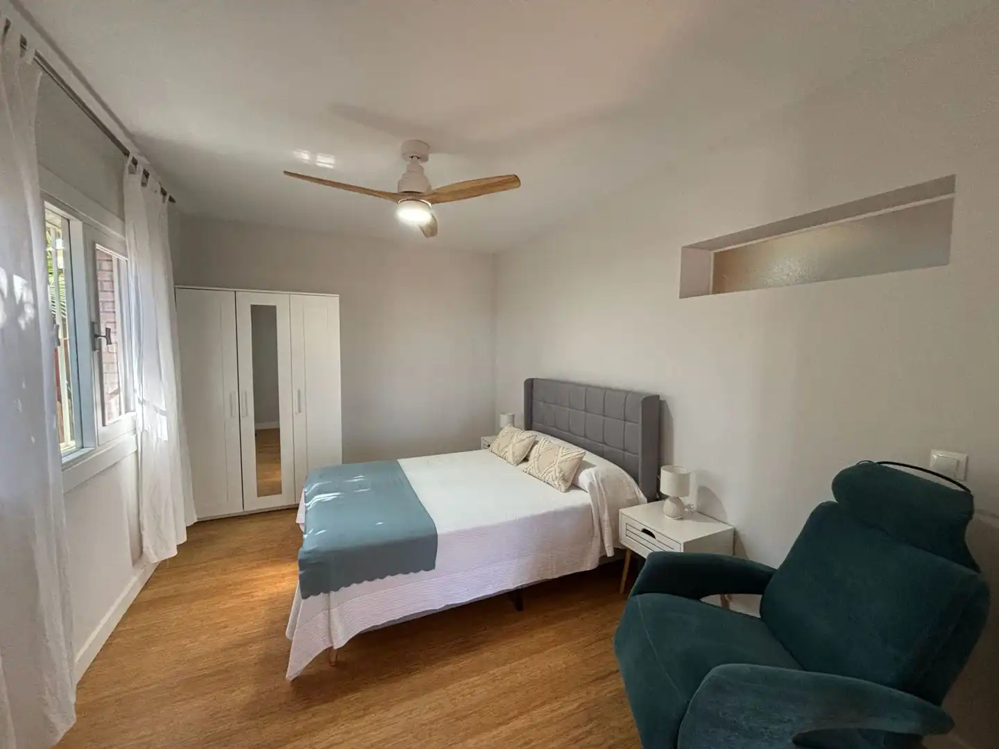 Habitación de Casa o chalet de alquiler en Málaga con Aire acondicionado, Jardín privado y Terraza