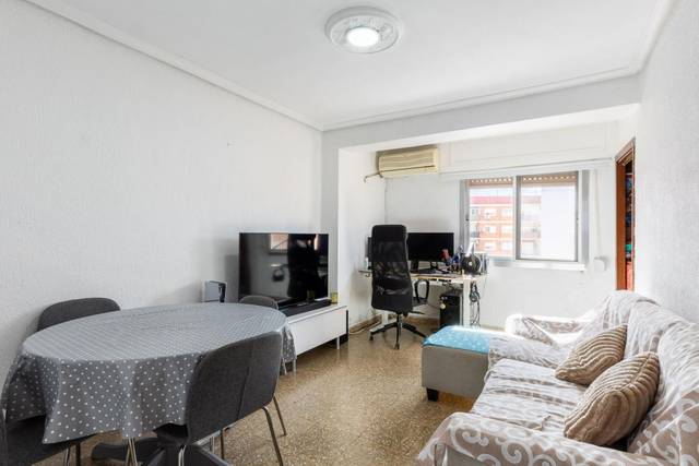 Piso en Venta en Carrer Mare Josefa Campos en Alaquàs