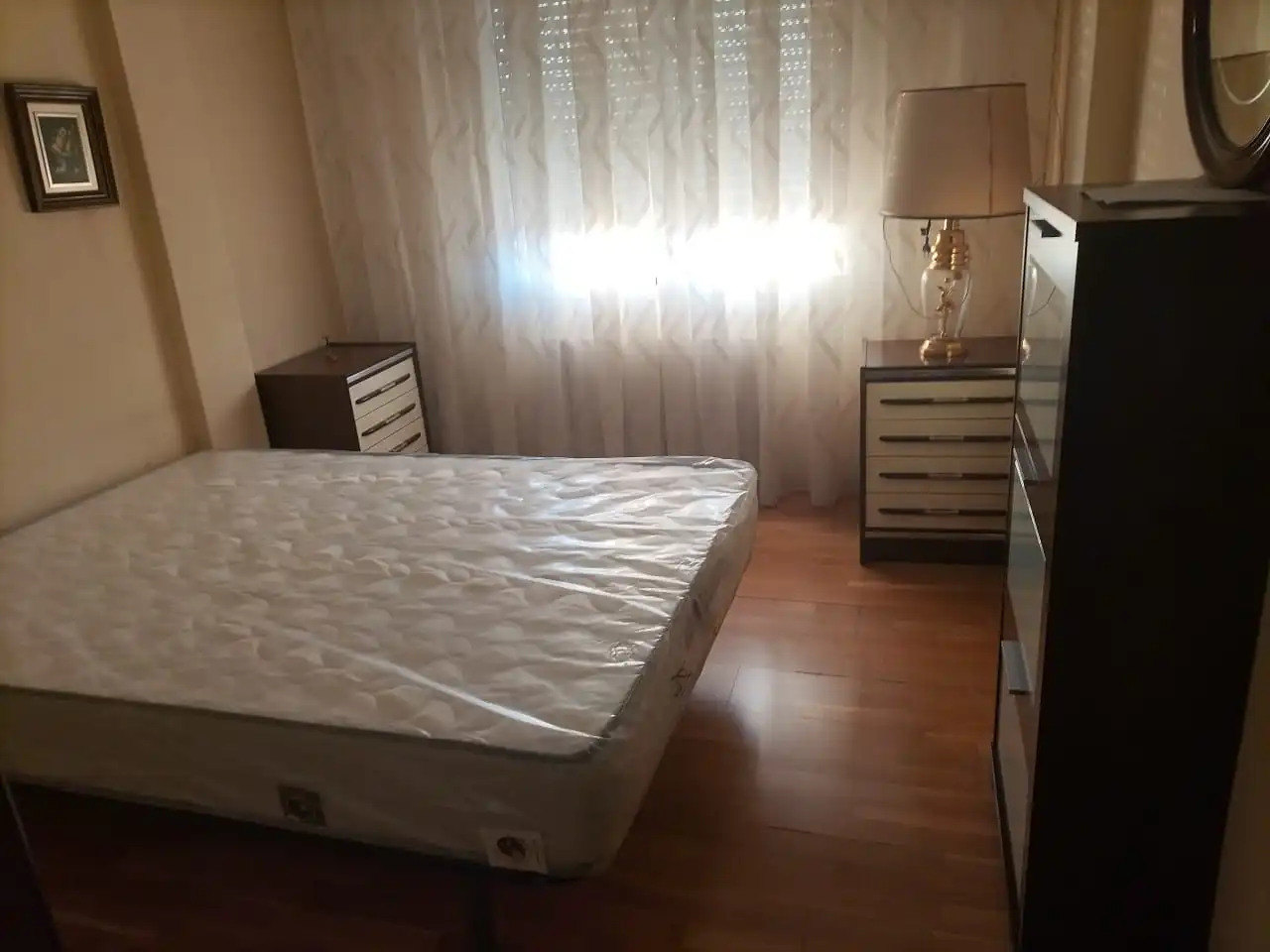 Schlafzimmer von Wohnung zur Miete in Zaragoza mit Heizung, Möbliert und Ofen