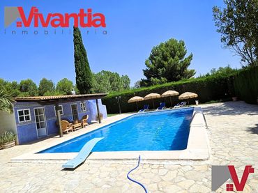 Villa con piscina in vendita a Pedanías Centro