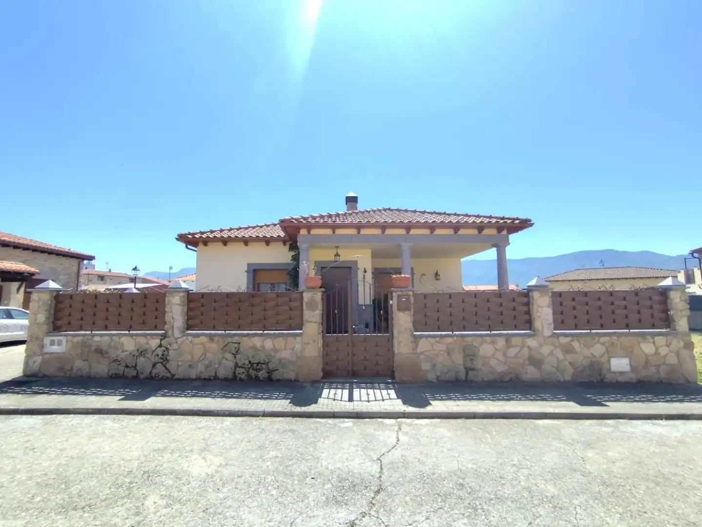 Exterior view of Houses for sale in La Granja   with Heating, Private garden and Terrace