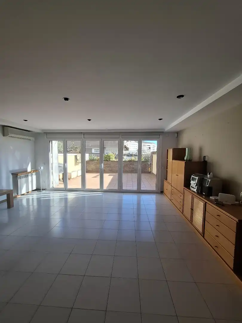 Casa adosada en venta en Sabadell con Aire acondicionado, Calefacción y Terraza