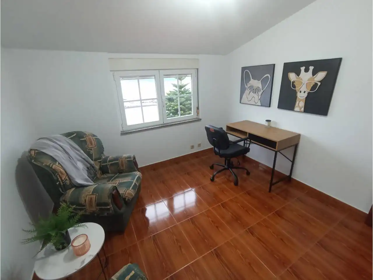 Sala de estar de Piso en venta en Muros con Amueblado y Alarma