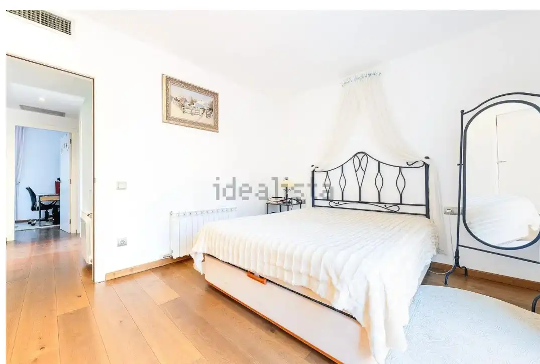 Dormitori de Casa adosada en venda en Cambrils amb Aire condicionat, Calefacció i Jardí privat