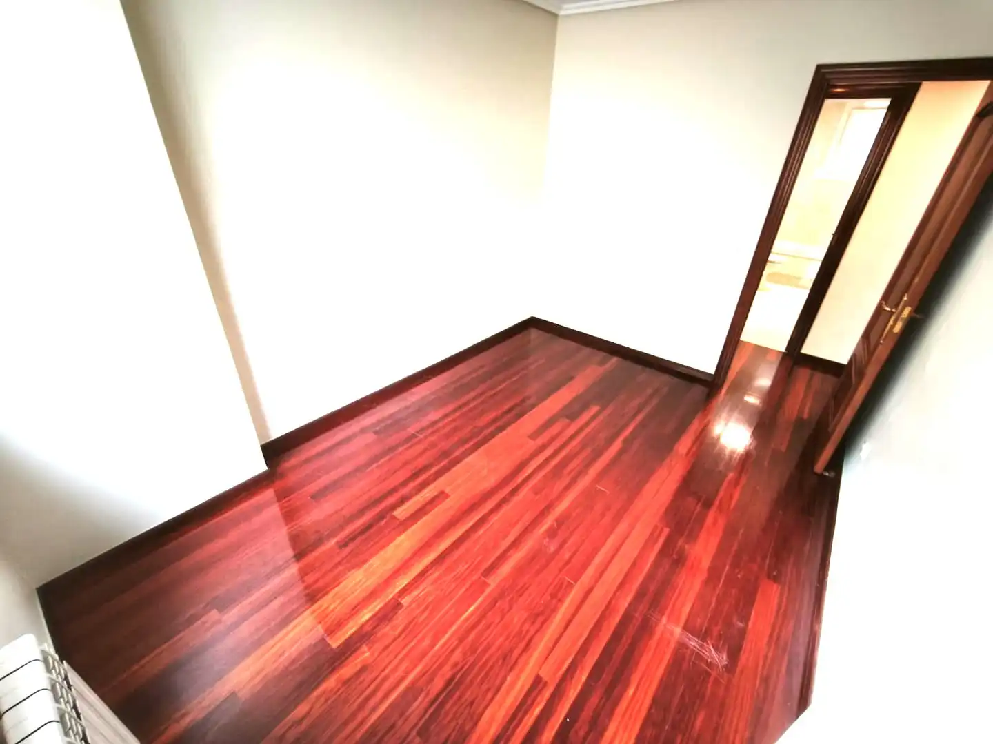 Piso de alquiler en Vigo  con Calefacción, Parquet y Horno