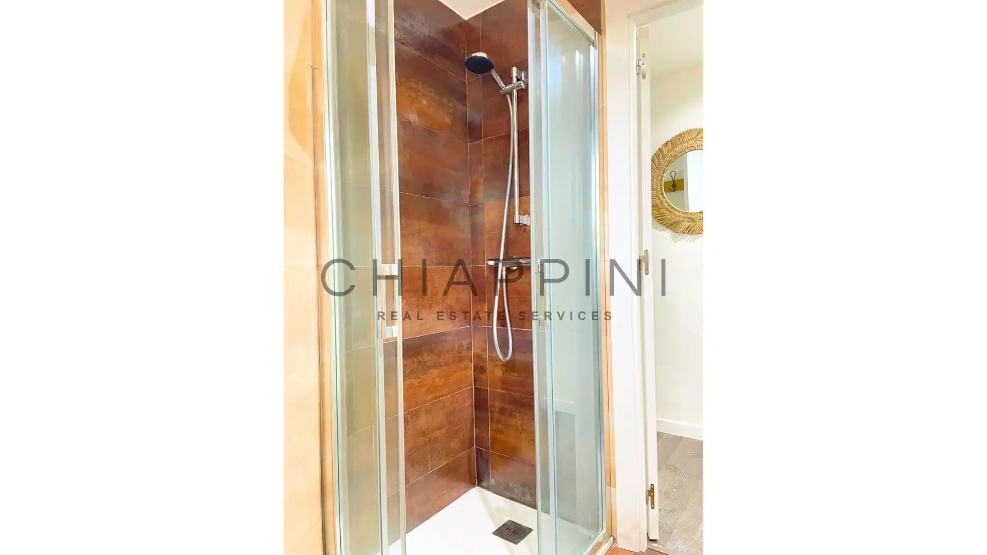 Baño de Apartamento en venta en Castell d'Aro, Platja d'Aro i s'Agaró con Aire acondicionado, Calefacción y Terraza