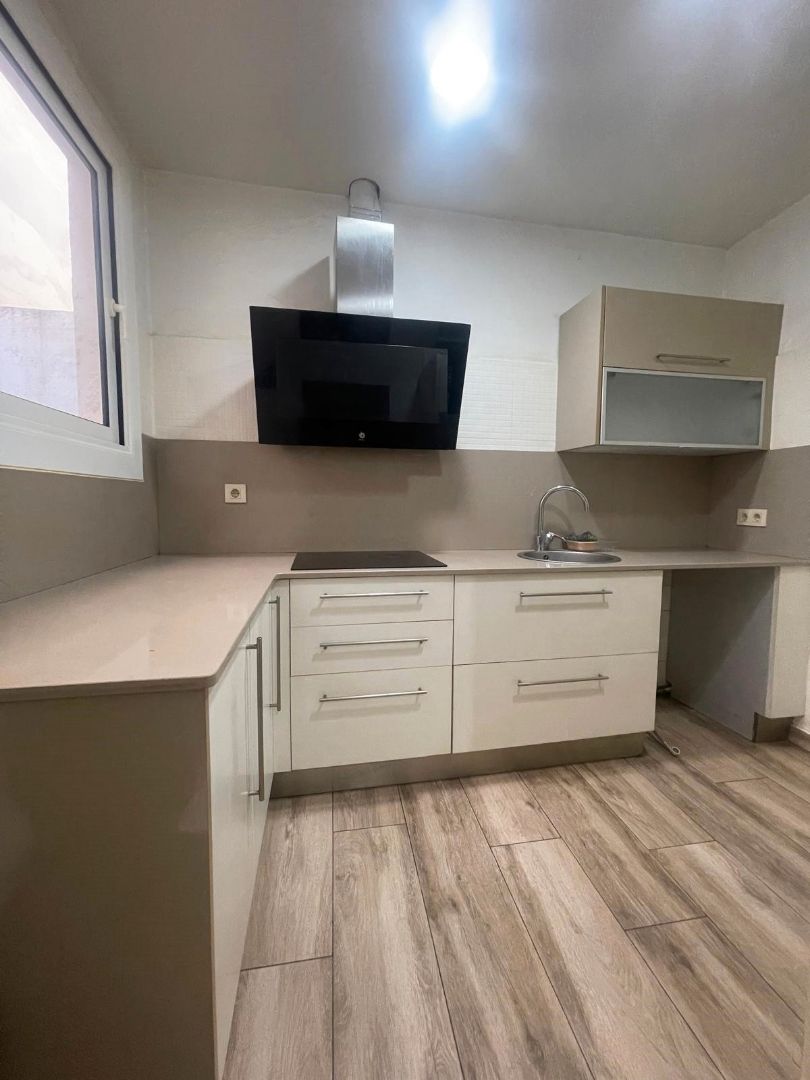 Kitchen of Single-family semi-detached for sale in Santa Coloma de Farners  with Parquet flooring and Oven