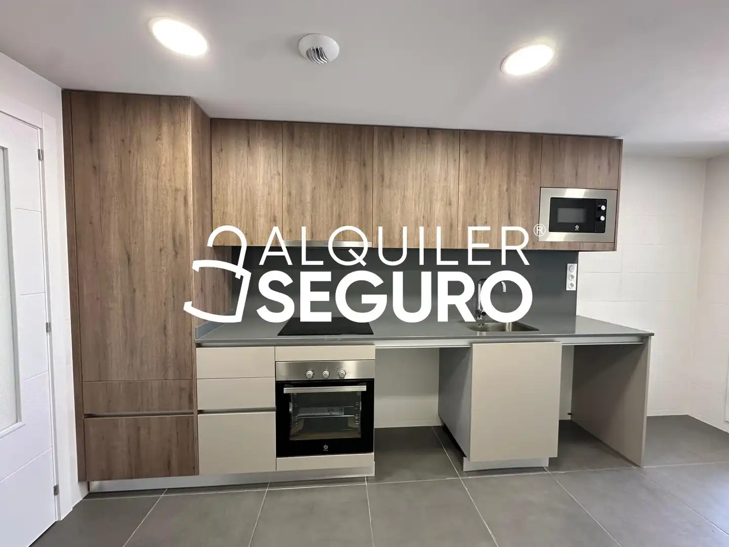 Cocina de Piso de alquiler en Valencia con Aire acondicionado, Terraza y Trastero