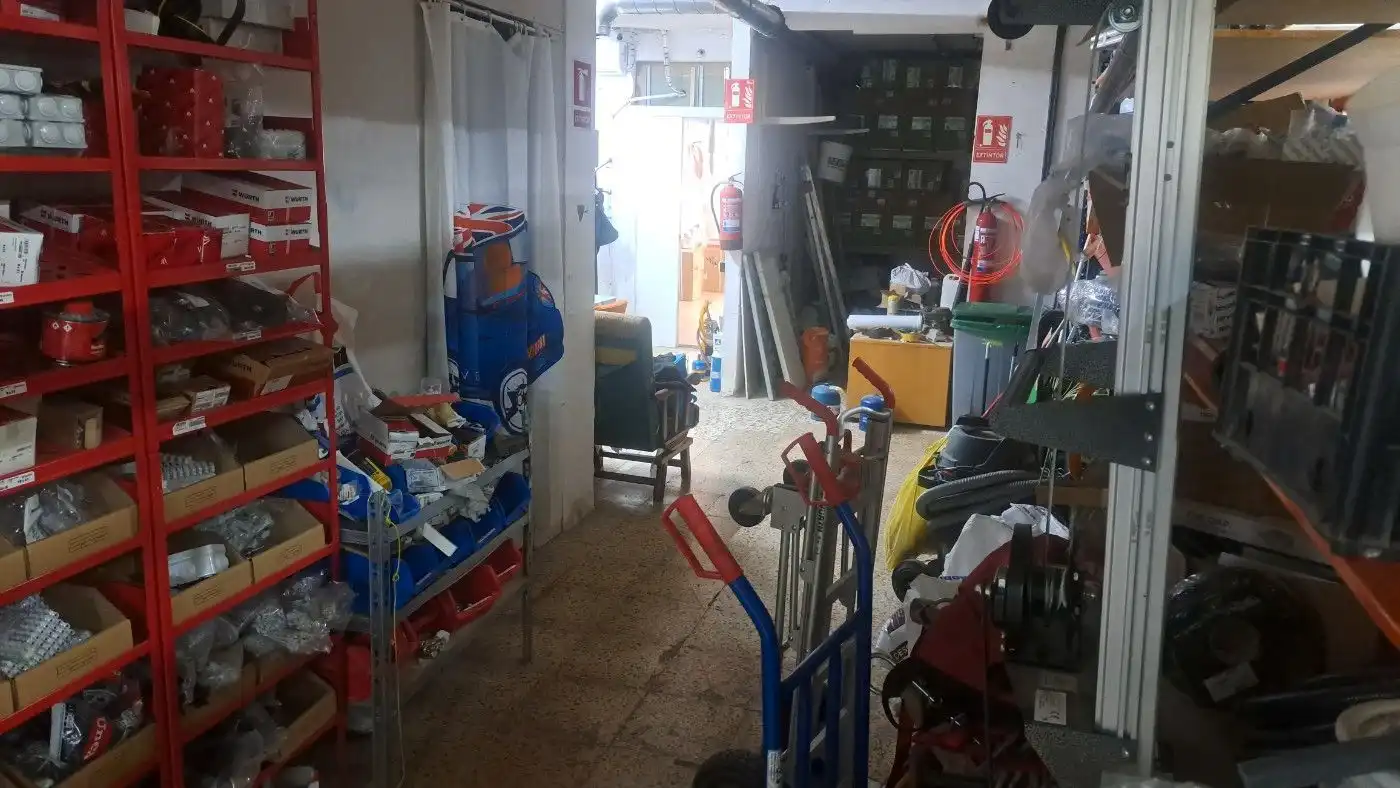 Local comercial en venda a La Gavarra, imagen 9