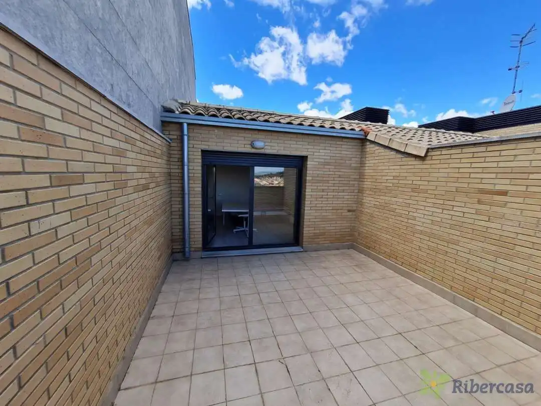 Terraza de Ático en venta en Tudela con Calefacción, Terraza y Balcón