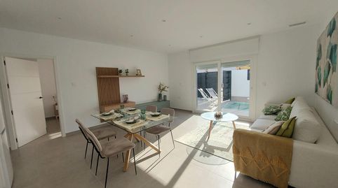 Estupenda villa de 2 dormitorios con solarium, piscina y jardín en Roldán, Murcia, imatge 2