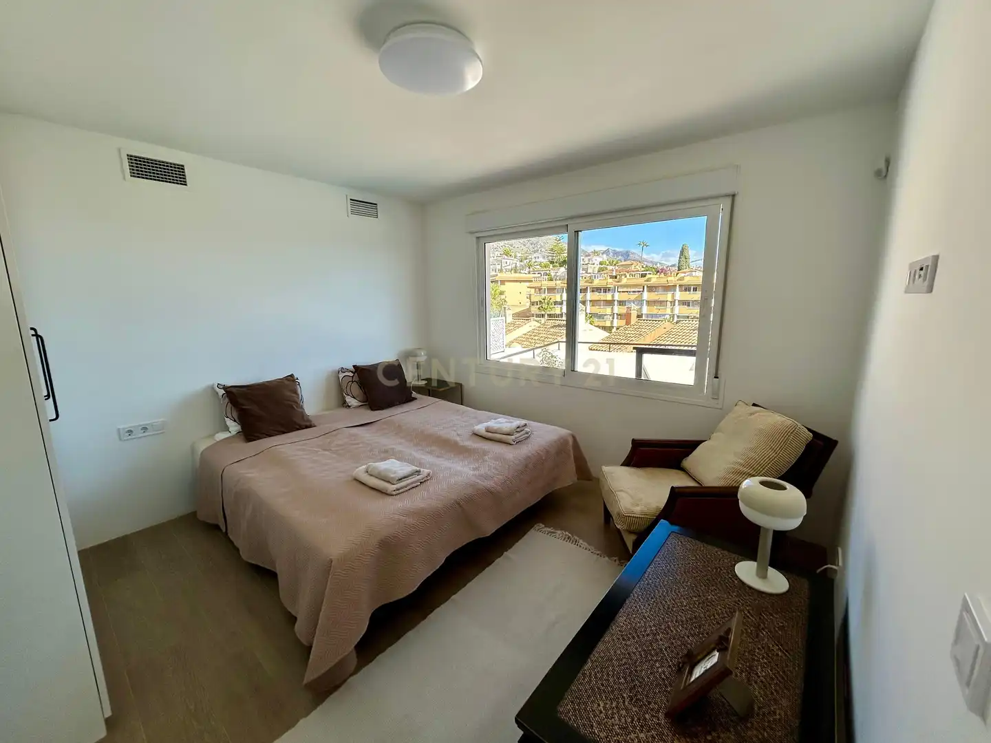 Bedroom of Houses for sale in Fuengirola  with Jacuzzi and Sauna