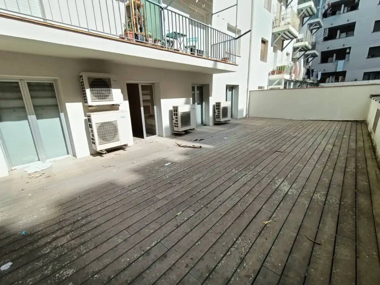 Terrace of Office for rent in Girona  with Air Conditioner and Heating