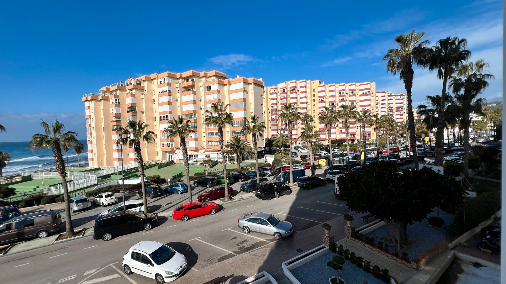 Vista exterior de Estudi en venda en Torrox amb Aire condicionat i Moblat