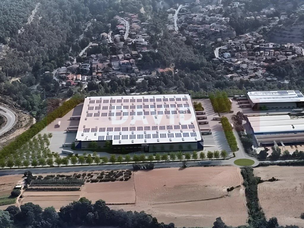 Vista exterior de Nau industrial de lloguer en Abrera