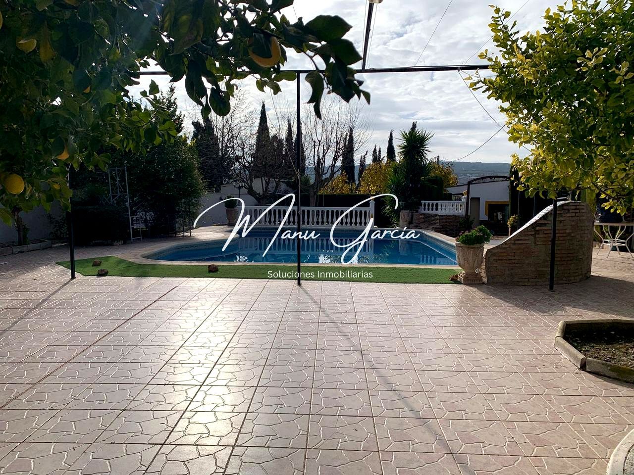 Jardí de Casa o xalet en venda en Lucena amb Aire condicionat, Calefacció i Jardí privat