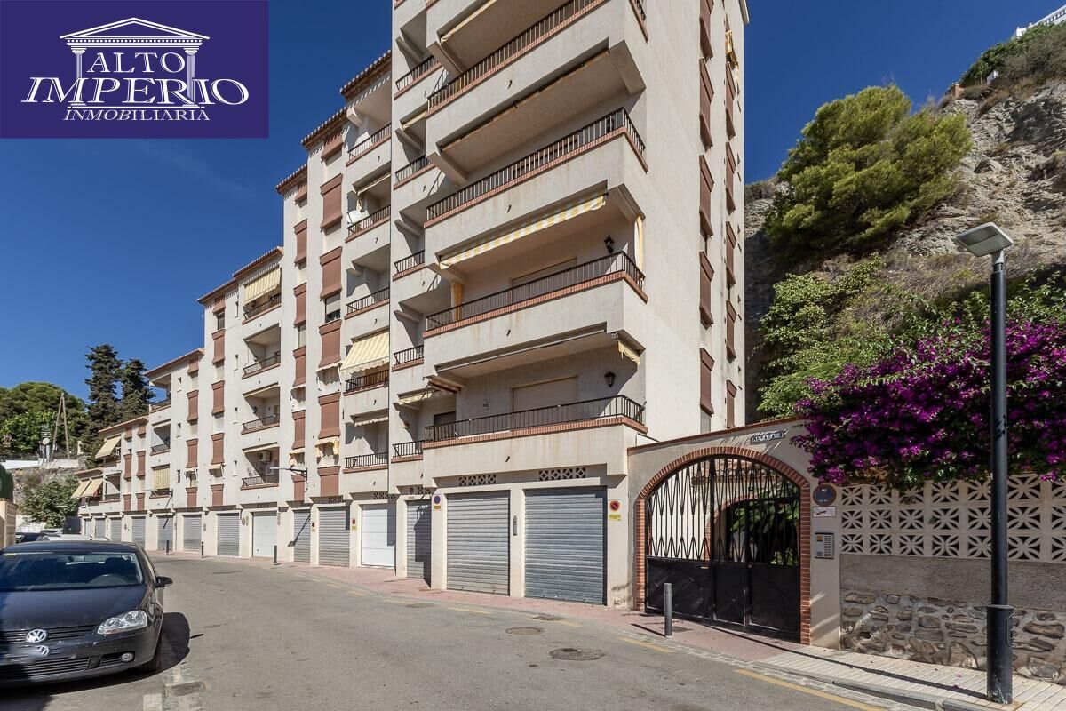 Vista exterior de Pis en venda en Almuñécar amb Terrassa i Traster