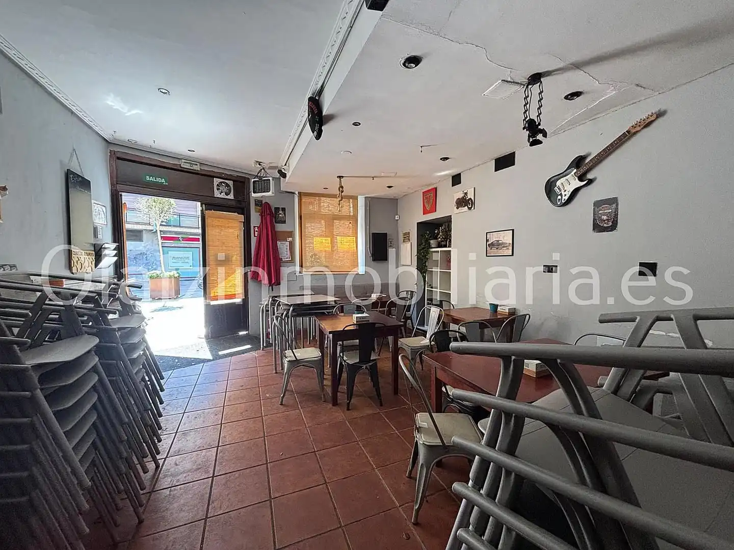 Local comercial en venda a Balmaseda, imagen 2