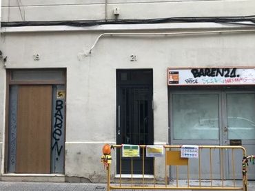Local comercial en venta en Carrer de Badalona