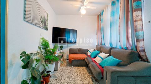 Foto 2 de Pis en venda a De Tomelloso, Almendrales, Madrid Capital