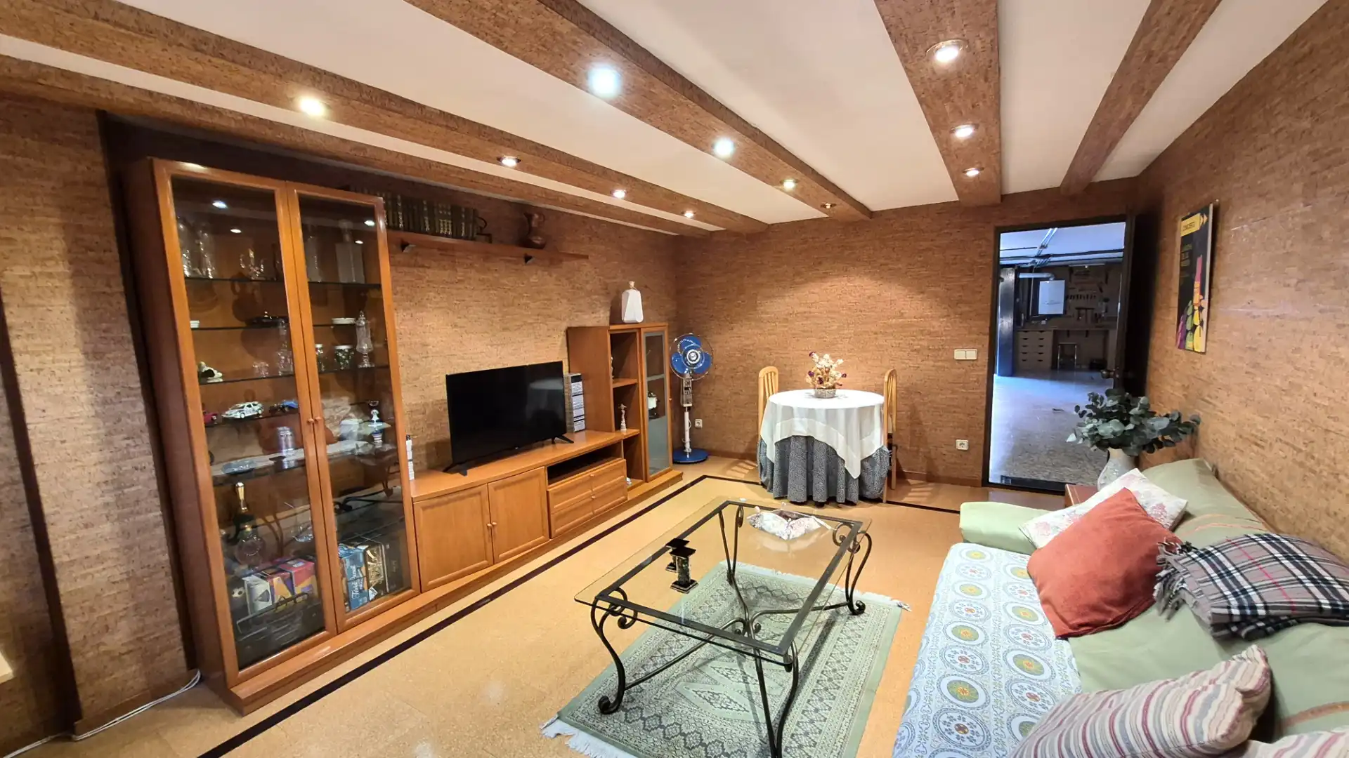 Sala d'estar de Casa o xalet en venda en Alcalá de Henares amb Aire condicionat, Calefacció i Parquet