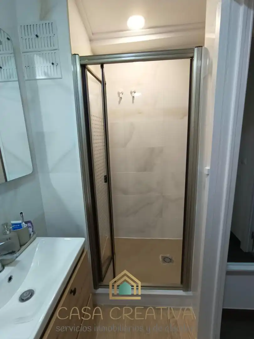 Bathroom of Flat for sale in Alzira  with Air Conditioner, Heating and Furnished