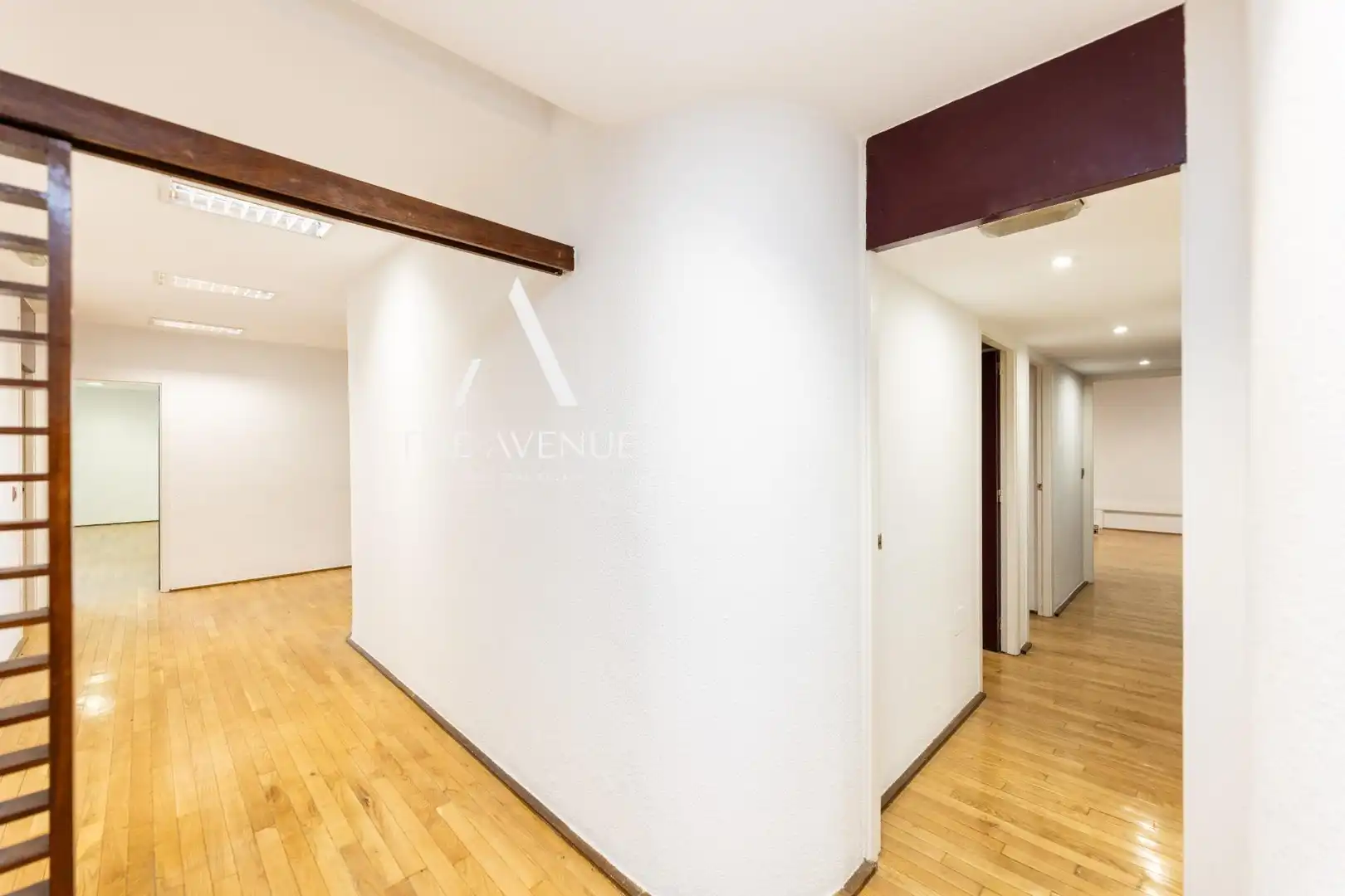 Flat for sale in  Madrid Capital  with Air Conditioner, Private garden and Storage room