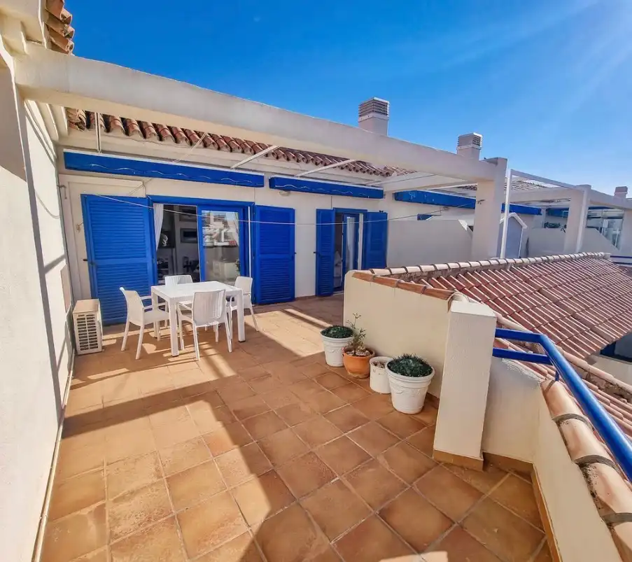 Appartamento con piscina in vendita a San Luis de Sabinillas, imagen 3