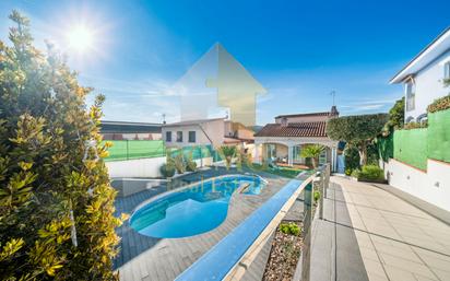 Exterior view of House or chalet for sale in Polinyà  with Air Conditioner, Terrace and Swimming Pool