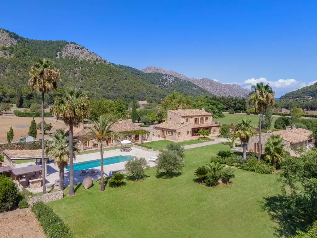 Casa rustica con piscina in vendita a Pollença Poble