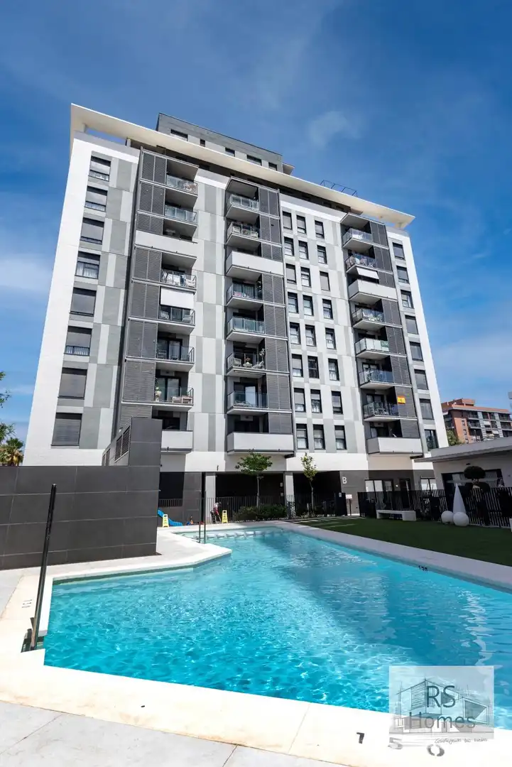 Vista exterior de Piso en venta en Valencia con Aire acondicionado, Calefacción y Trastero
