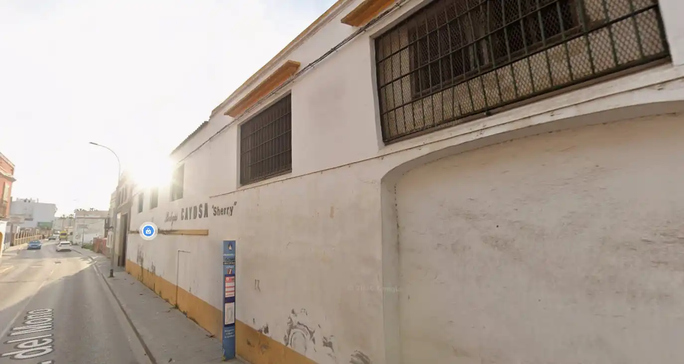 Vista exterior de Nave industrial en venta en Sanlúcar de Barrameda