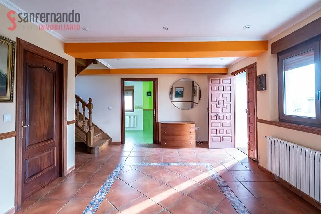 Haus mit Terrasse zum Verkauf in Barrio La Maza 67, imagen 5