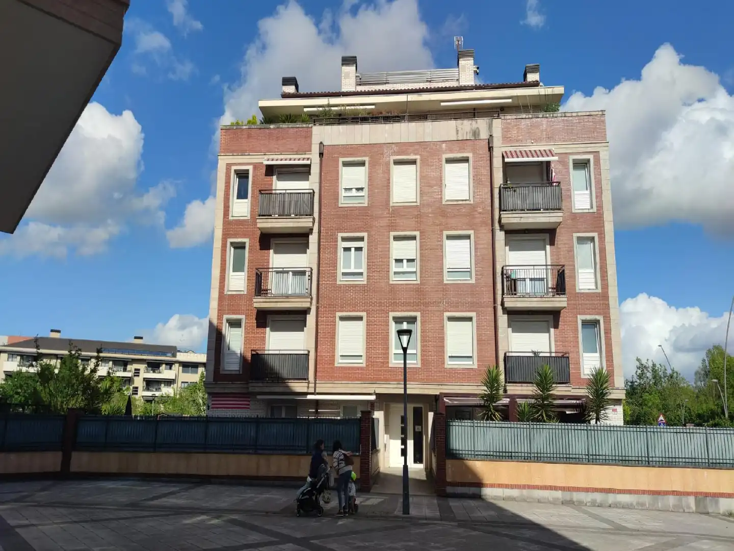 Garage for sale in Amorebieta-Etxano, Bizkaia